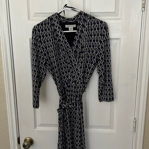 Liz Claire work dress size medium stretchy material
